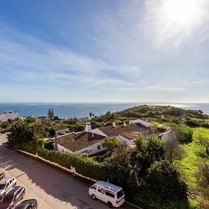 Lovely 2 Bedroom Including Pool, Stunning Ocean Views & Closeby , Luz Portugal