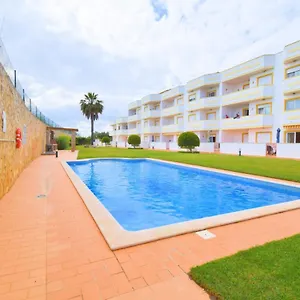 Private Large Terrace Facing The Swimming Pool , Guia (Faro) Portugal