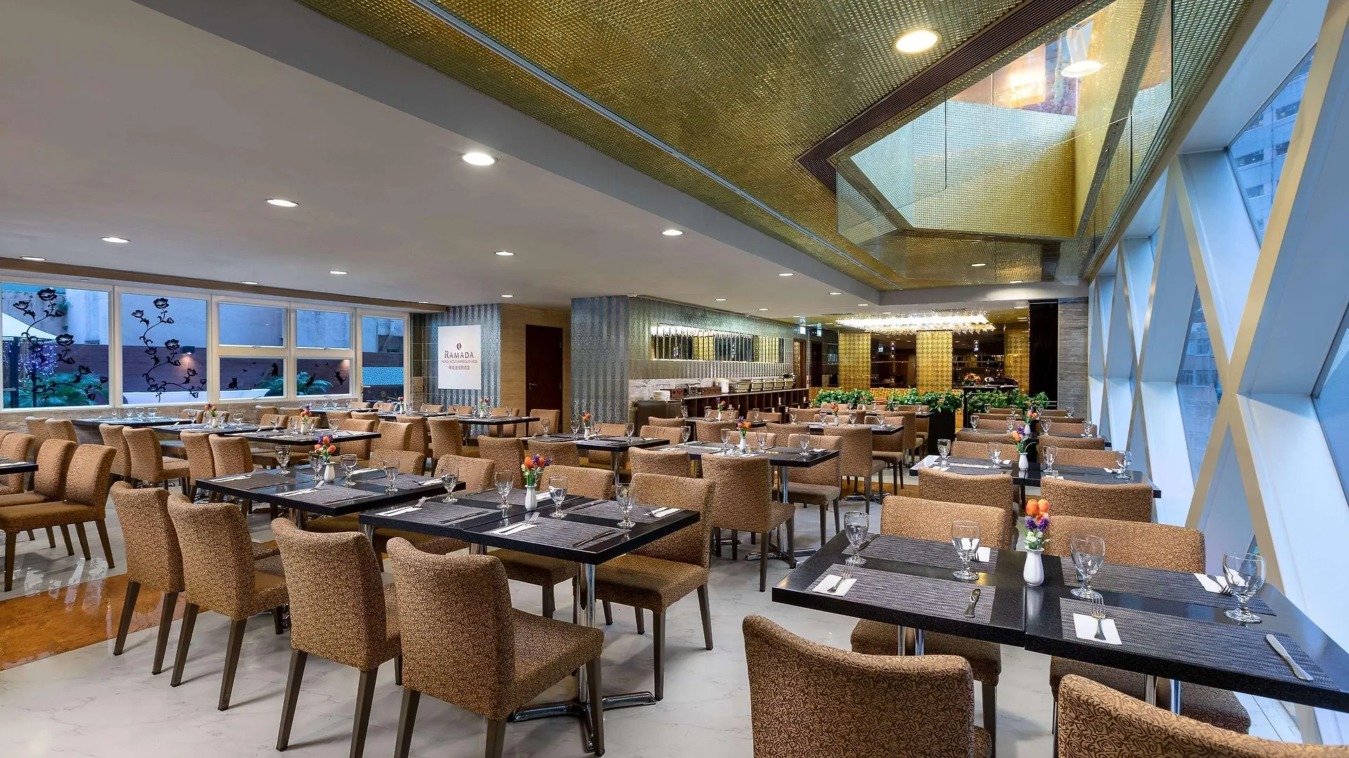Ramada Hong Kong Harbour View Hotel