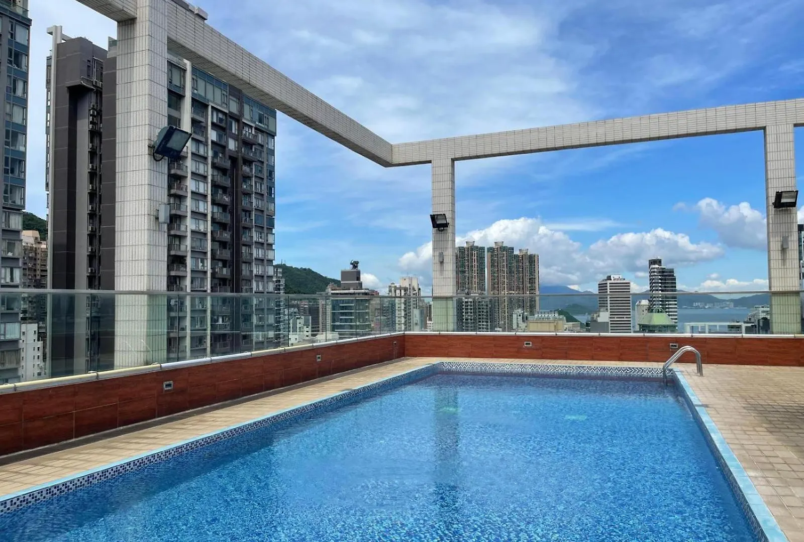 Ramada Hong Kong Harbour View Hotel