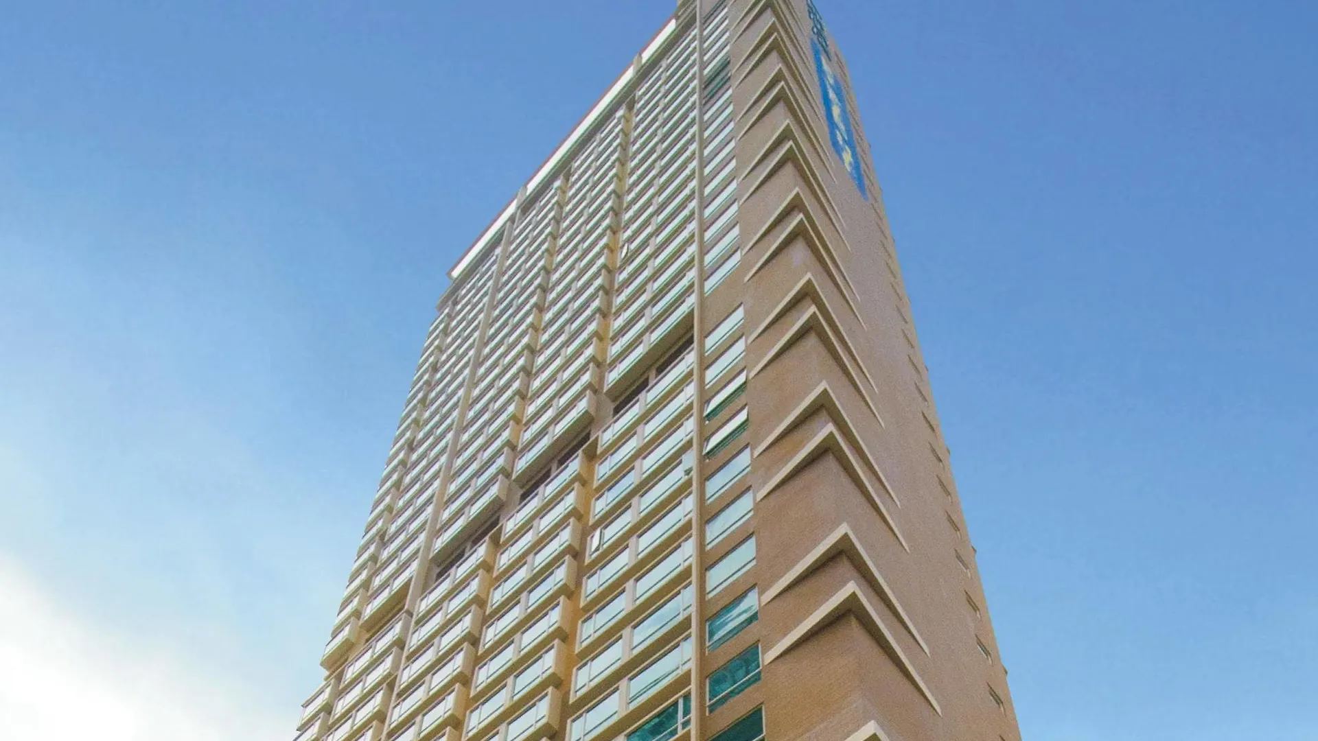 Ramada Hong Kong Harbour View Hotel
