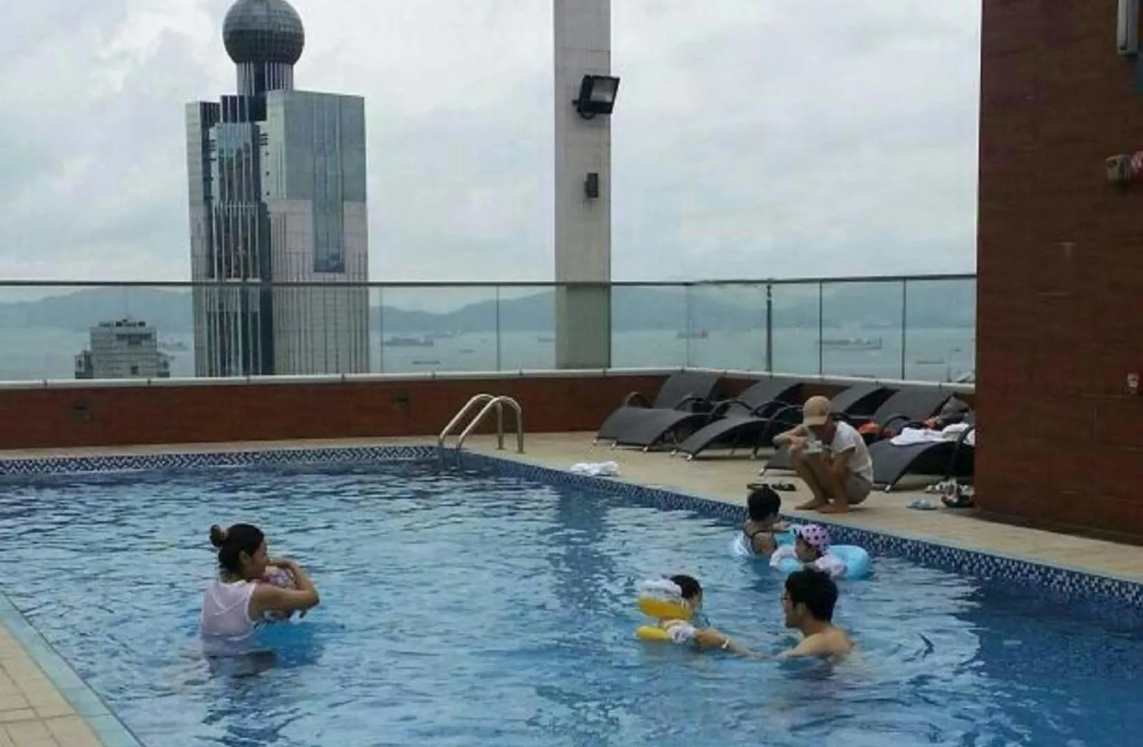 Ramada Hong Kong Harbour View Hotel