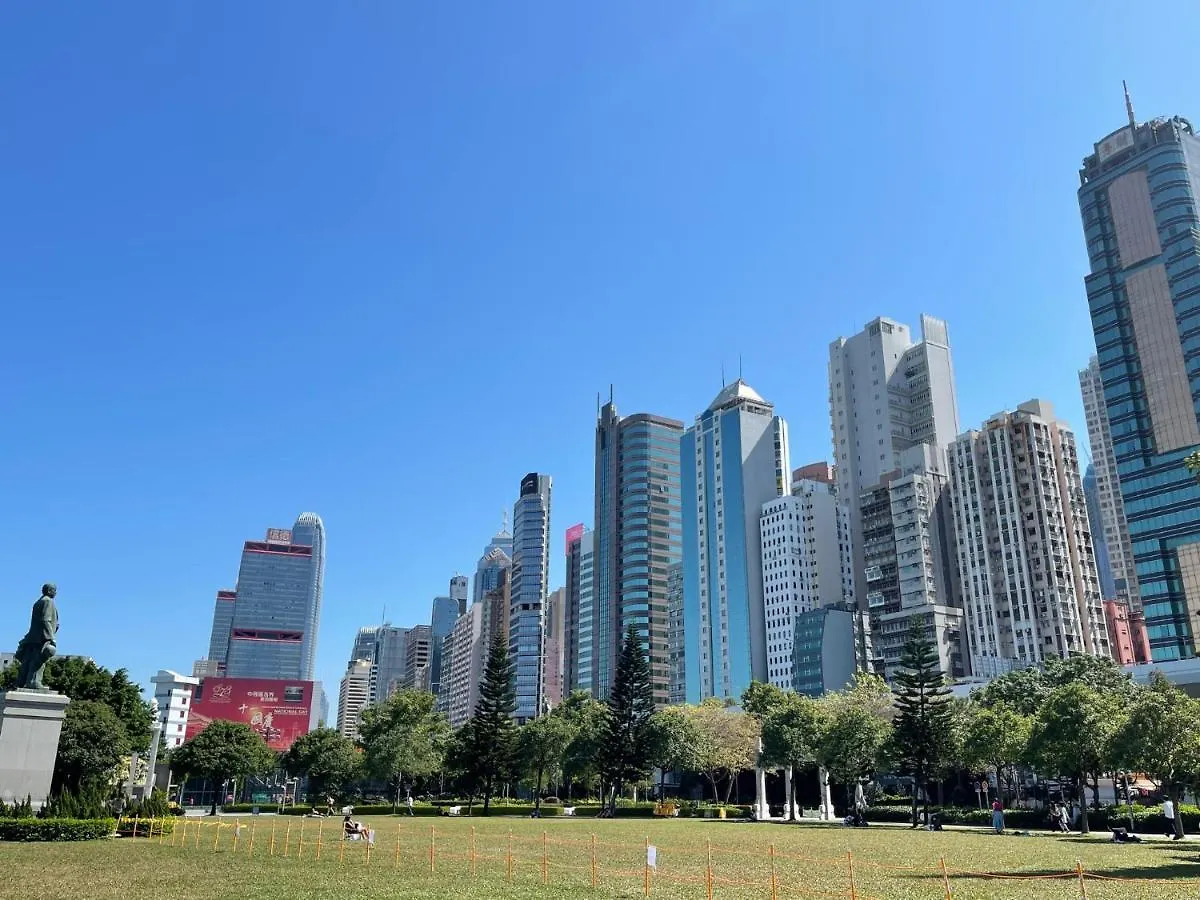 מלון Ramada Hong Kong Harbour View 4*,  סין